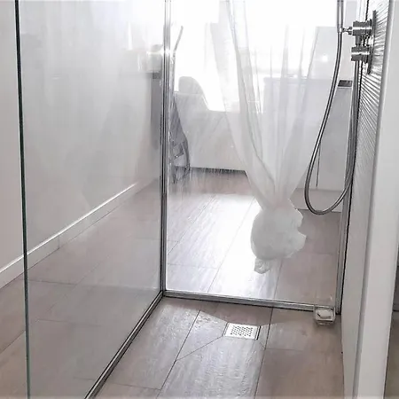 373, Port Nature 3 Au Village Naturiste *