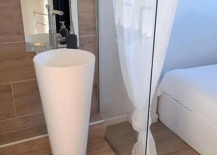 373, Port Nature 3 Au Village Naturiste *